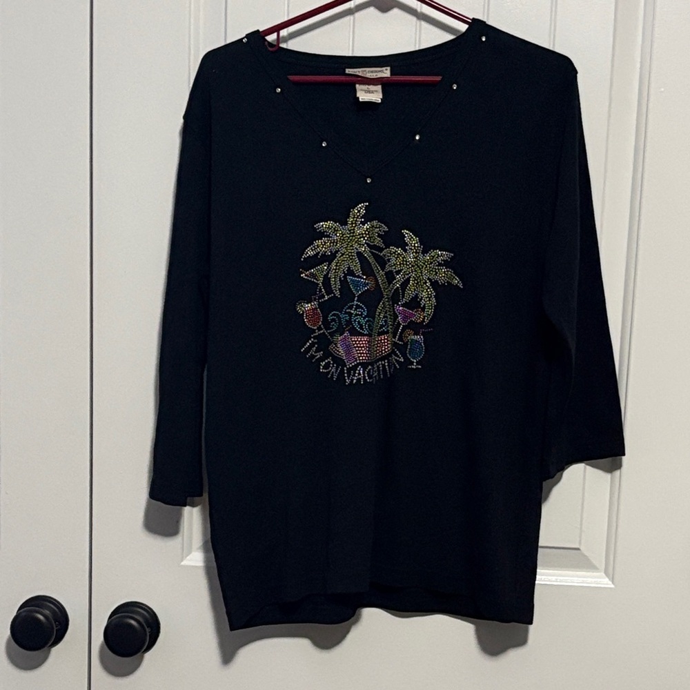 I’m on Vacation Black Graphic Tee